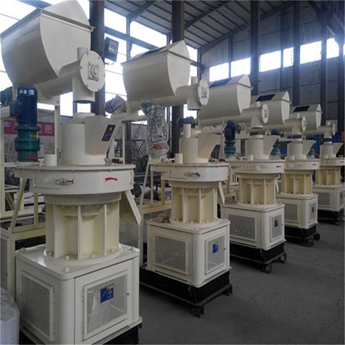 如何選擇一臺(tái)適合自身的玉米秸稈燃料造粒機(jī)？